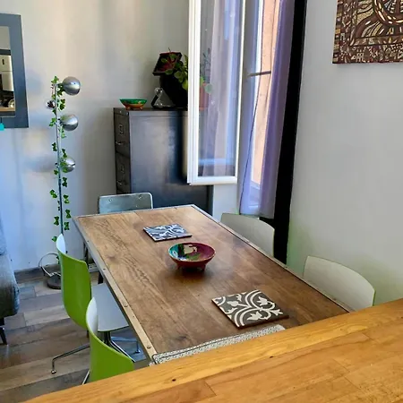 2p Renove Dans Bel Immeuble Nicois De Caractere Apartment Nice
